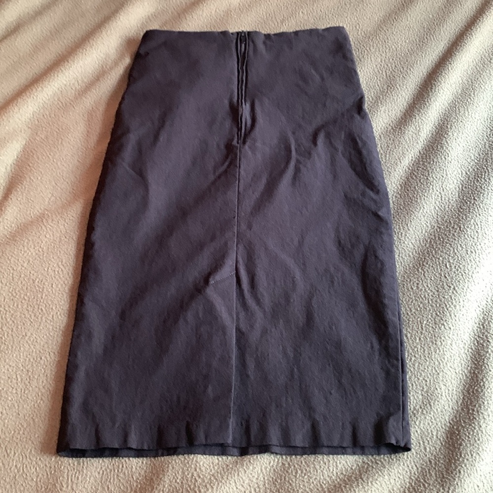 Sakkas black pencil skirt.  Labeled medium but fits more like small. Stretch. - Picture 4 of 6